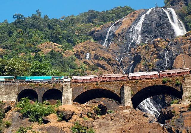 How to Reach Dudhsagar Waterfalls